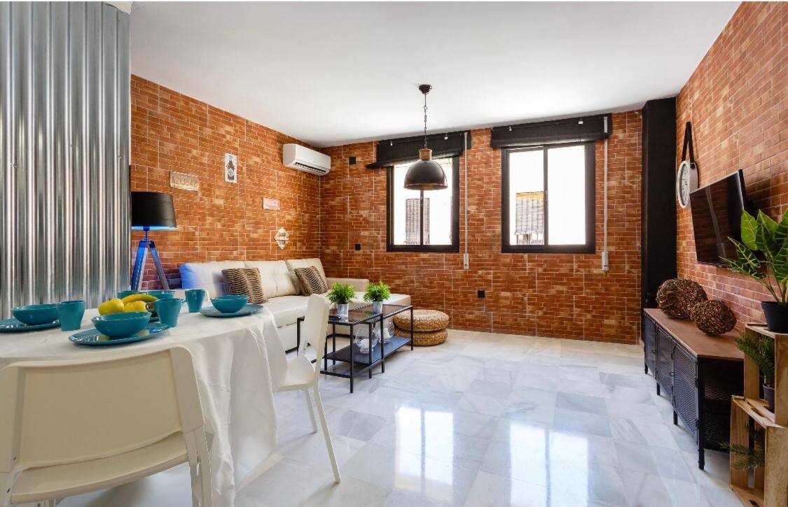 Apartamento Semi-Industrial Palacio Castilla Jerez de la Frontera Luaran gambar